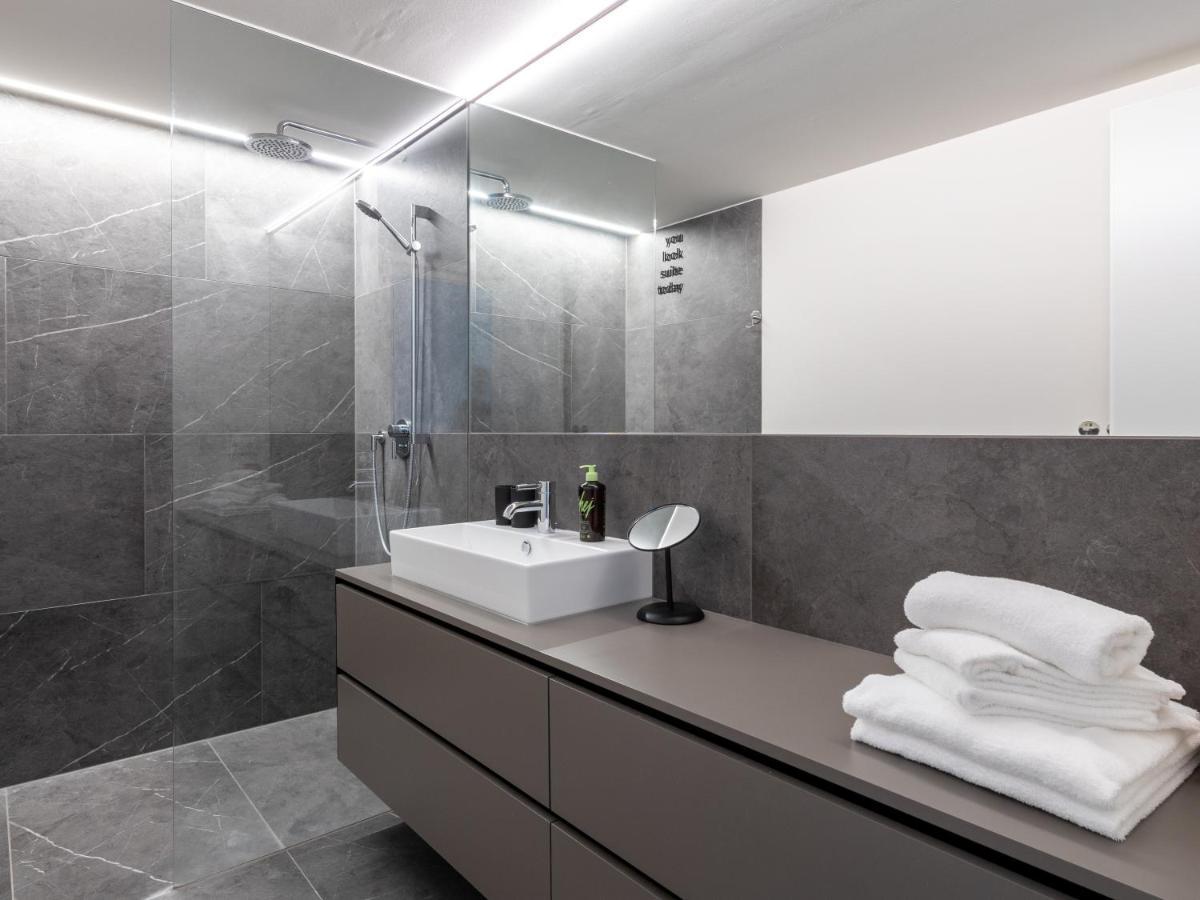 Limehome Linz Schillerstrasse Buitenkant foto