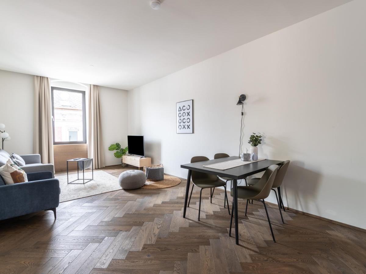 Limehome Linz Schillerstrasse Buitenkant foto