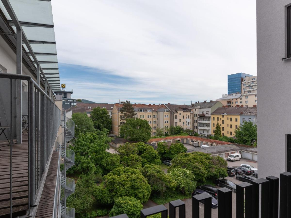 Limehome Linz Schillerstrasse Buitenkant foto