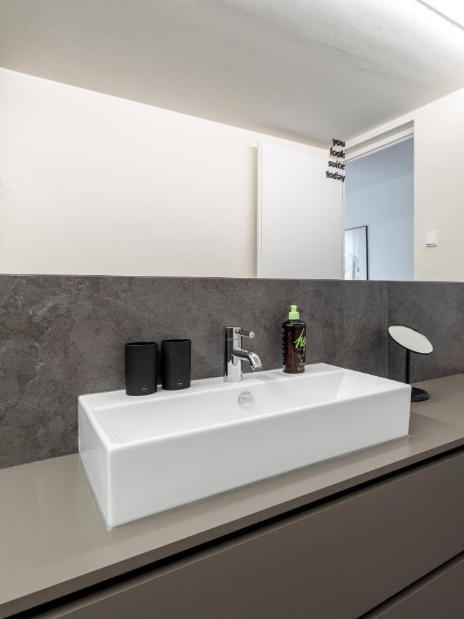 Limehome Linz Schillerstrasse Buitenkant foto