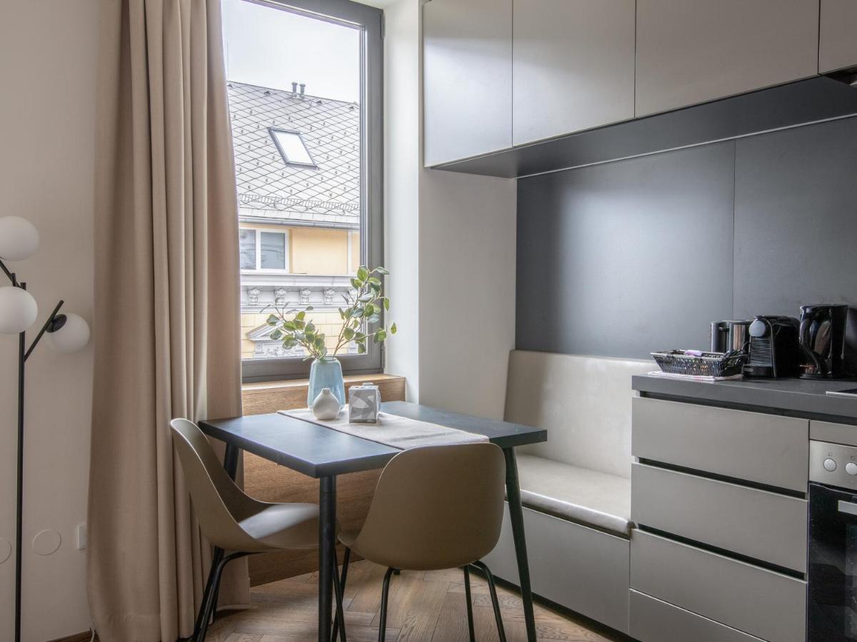 Limehome Linz Schillerstrasse Buitenkant foto