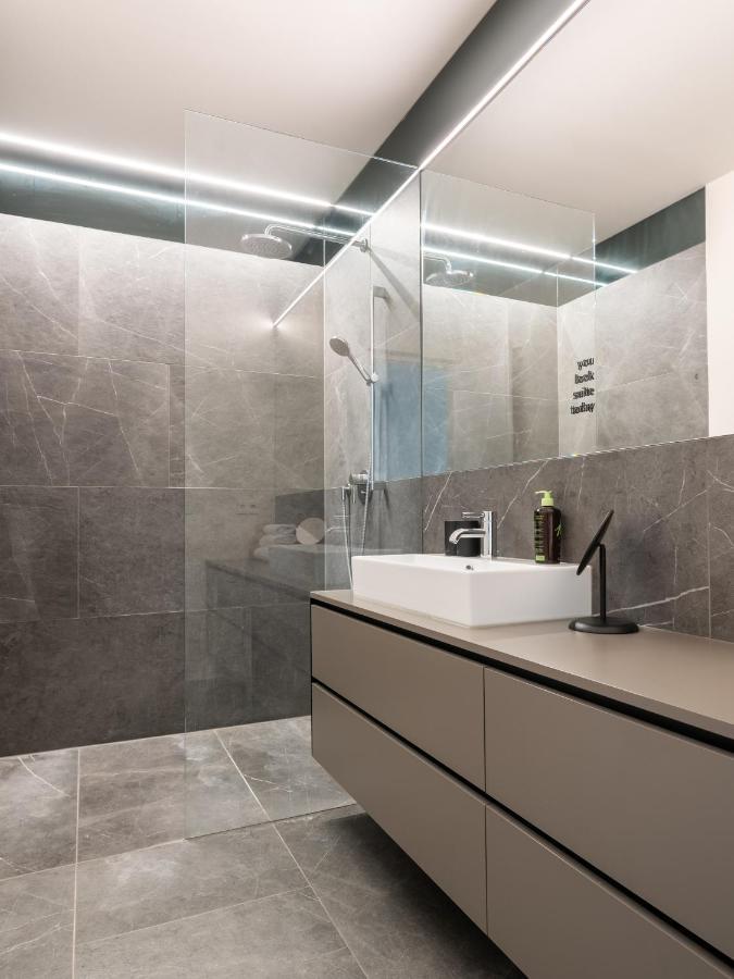 Limehome Linz Schillerstrasse Buitenkant foto