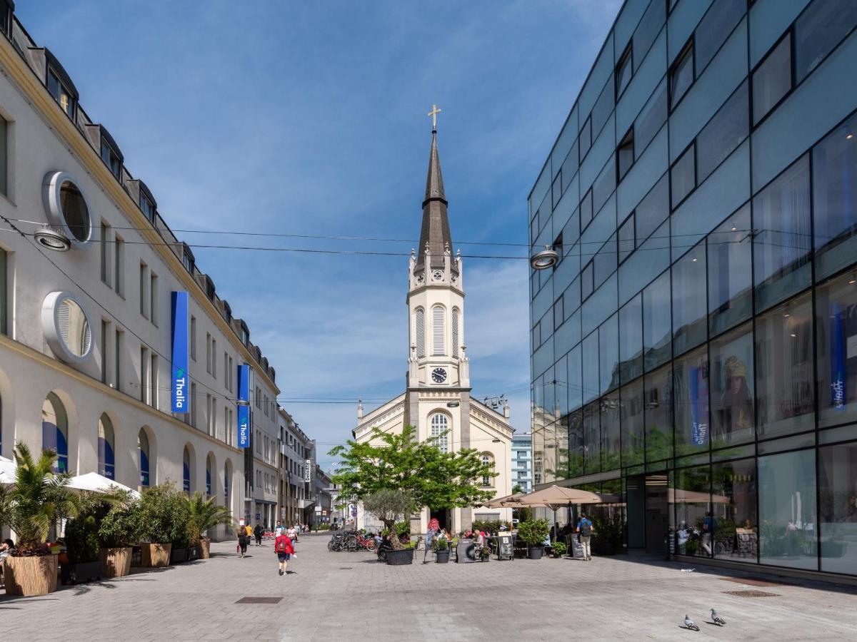 Limehome Linz Schillerstrasse Buitenkant foto