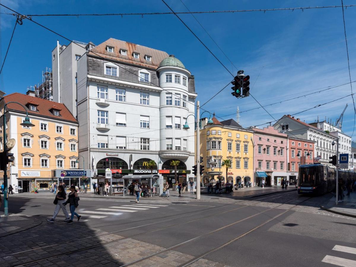 Limehome Linz Schillerstrasse Buitenkant foto